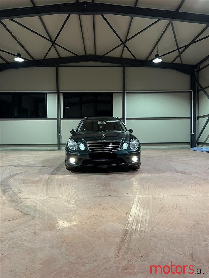 2008' Mercedes-Benz 280 photo #2