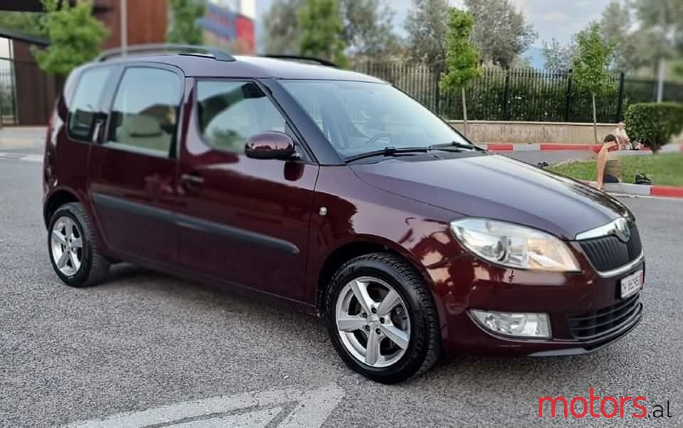 2012' Skoda Roomster photo #1