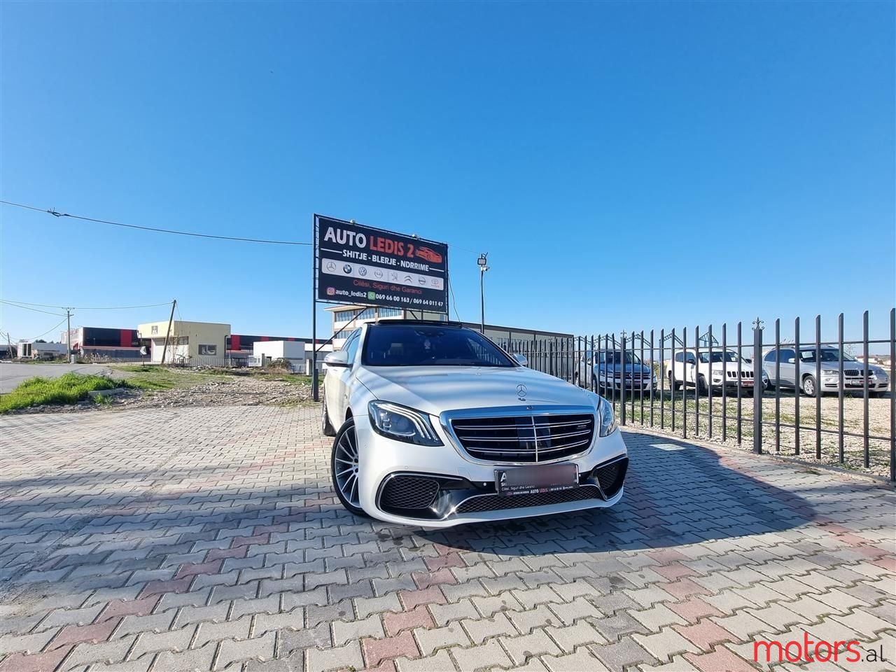 2016' Mercedes-Benz S 63 AMG photo #4