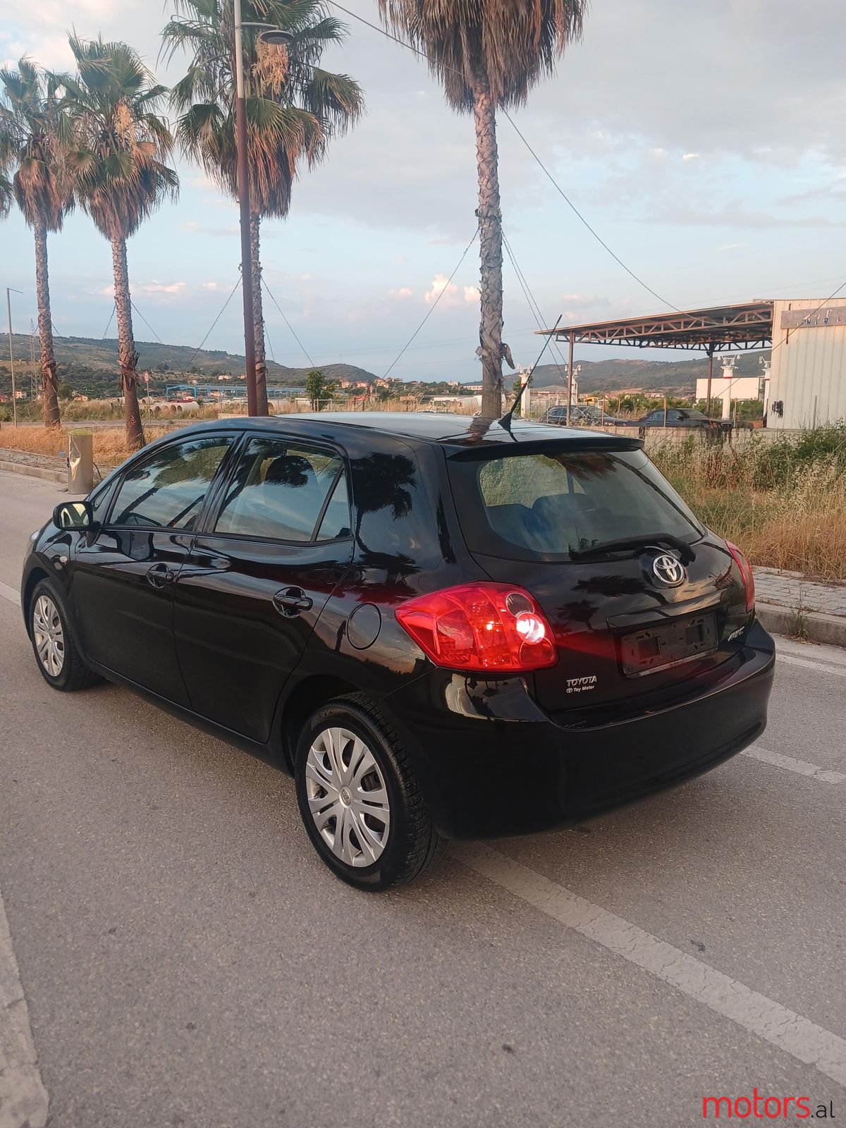 2009' Toyota Auris photo #6