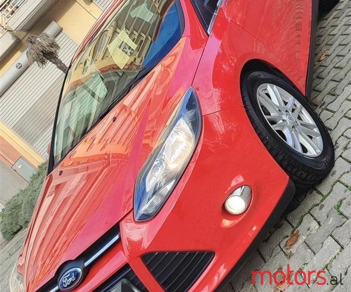 2012' Ford Focus photo #1