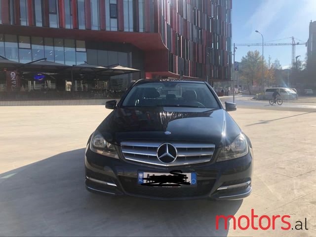 2012' Mercedes-Benz C-Class photo #1