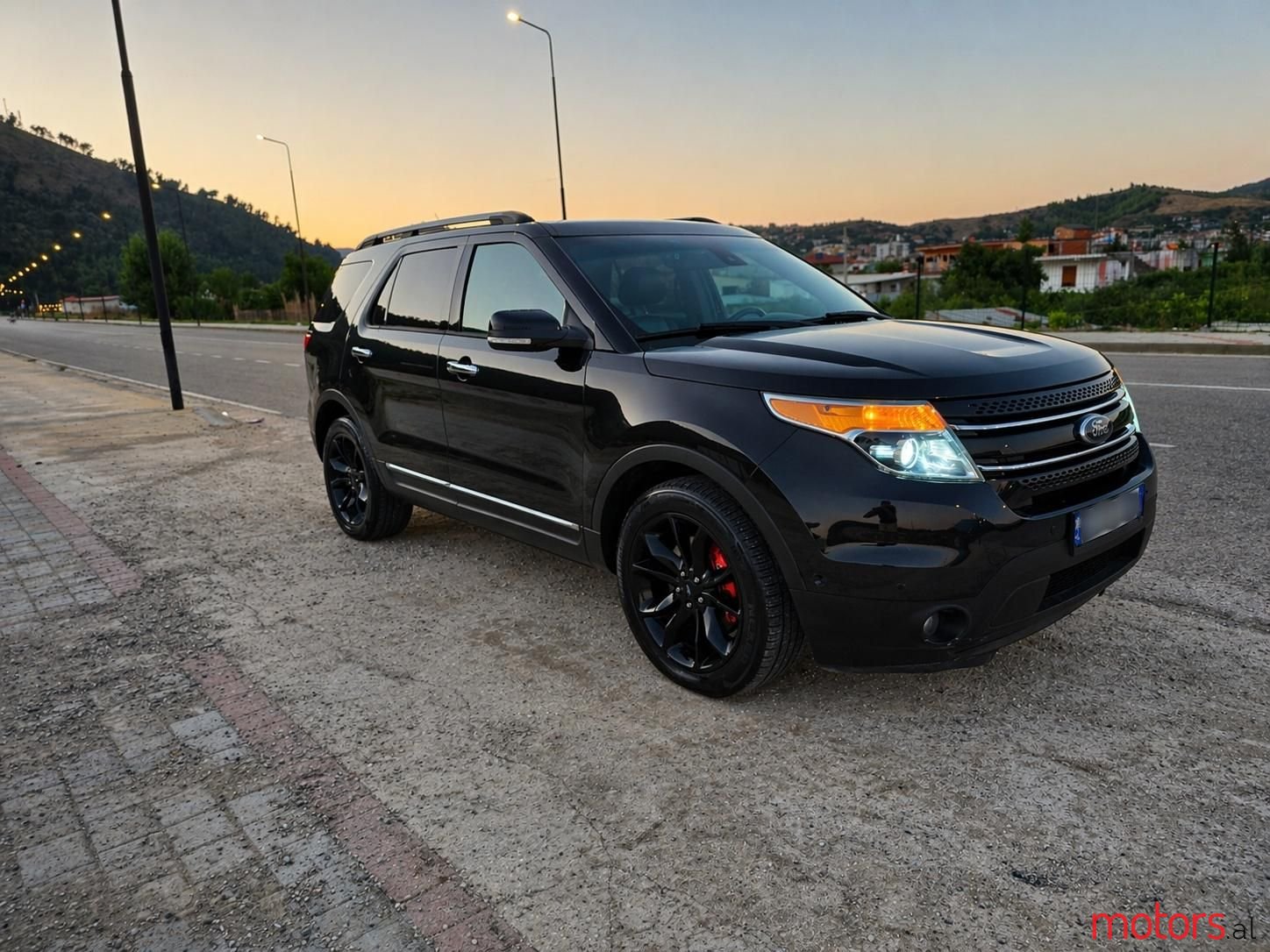 2013' Ford Explorer photo #4