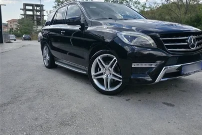2012' Mercedes-Benz ML 350