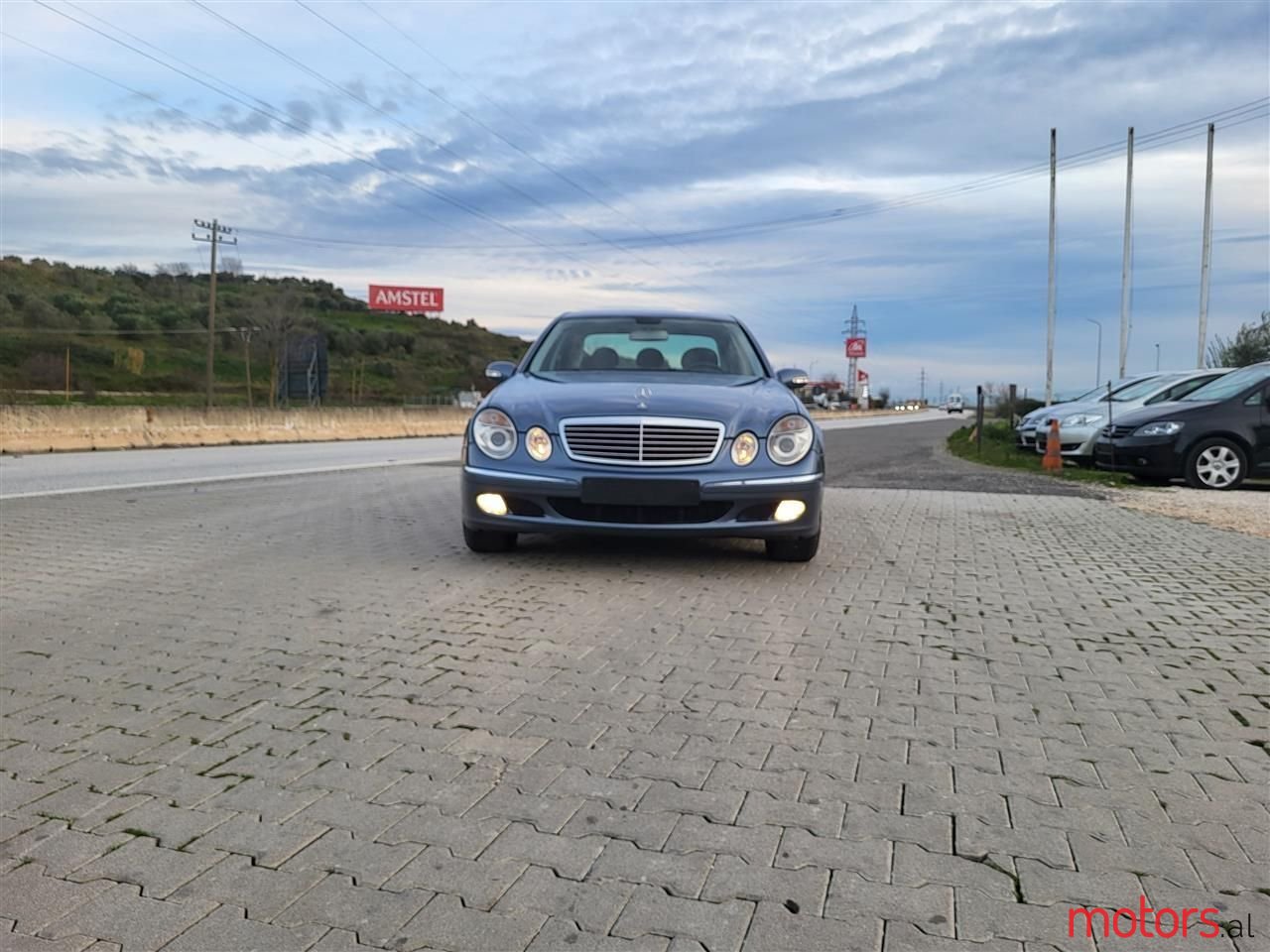 2005' Mercedes-Benz E 220 photo #3