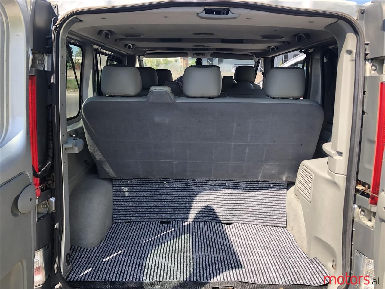 2007' Opel Vivaro photo #5