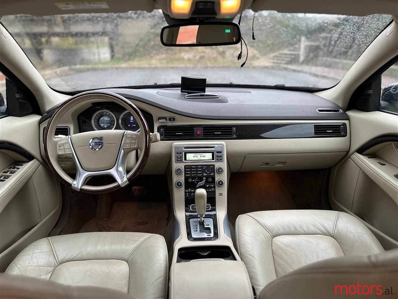 2011' Volvo S80 photo #3