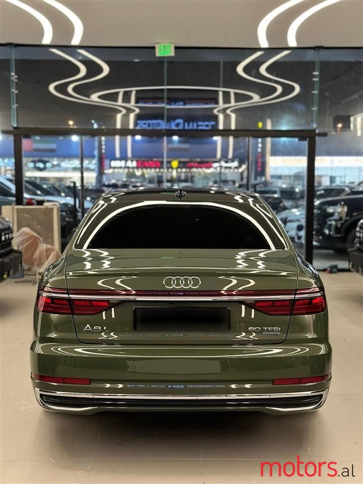 2022' Audi A8 photo #5