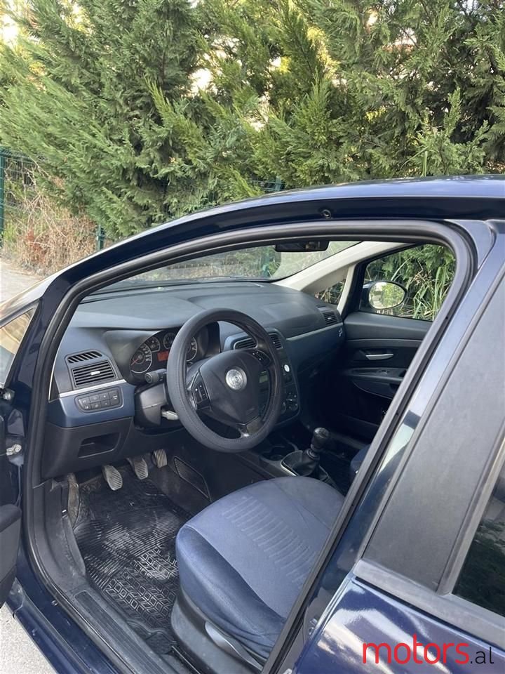 2007' Fiat Grande Punto photo #2