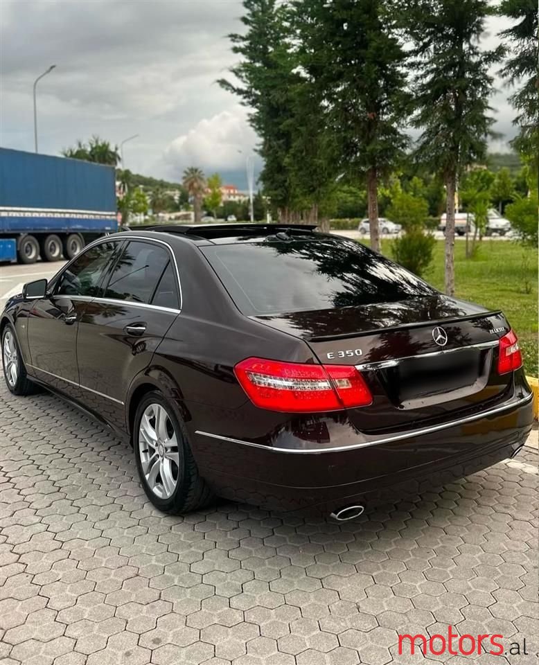 2012' Mercedes-Benz E 350 photo #3
