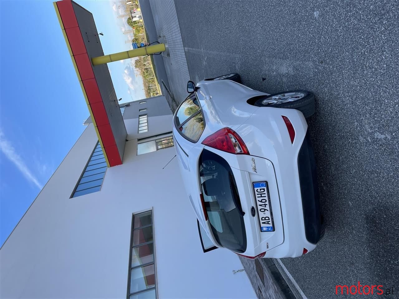 2012' Ford Fiesta photo #2