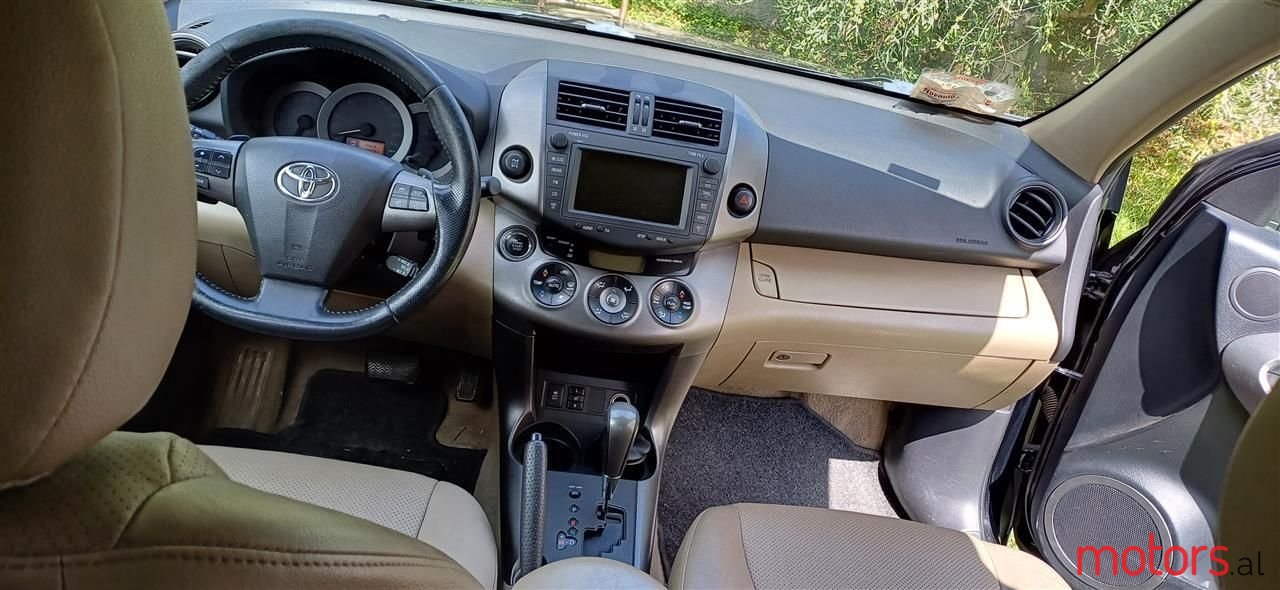 2009' Toyota RAV4 photo #5