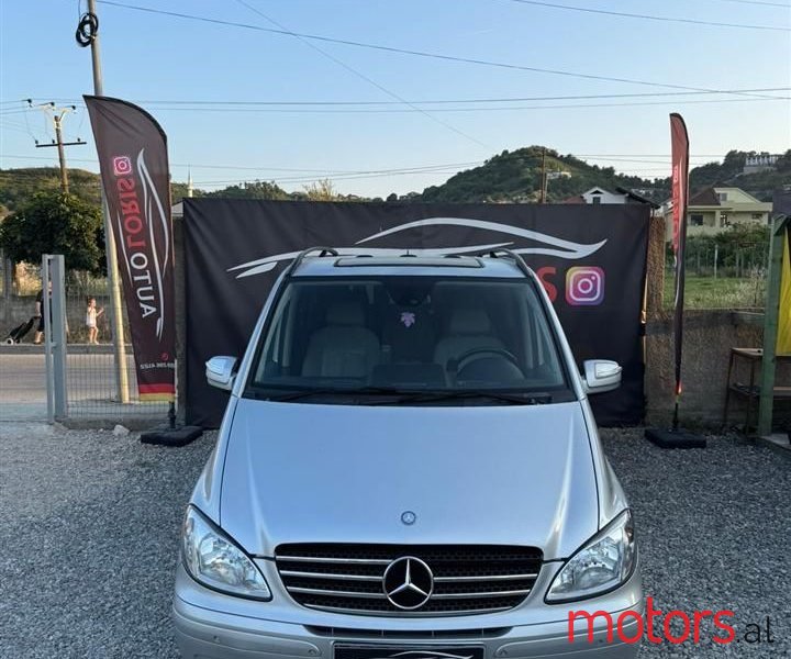 2010' Mercedes-Benz Viano photo #4