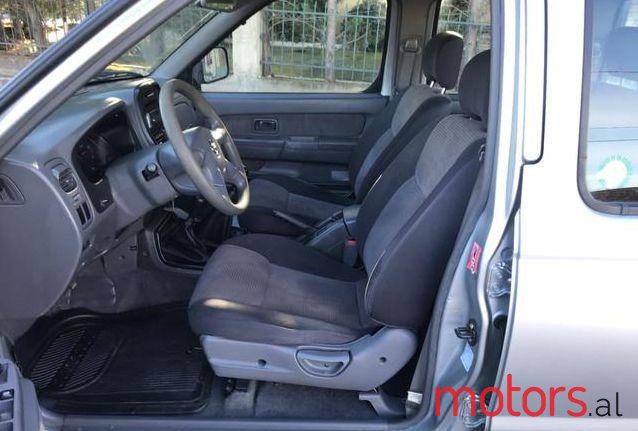 2005' Nissan King Cab photo #1