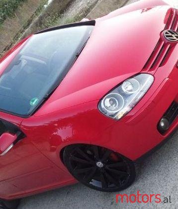 2005' Volkswagen Golf photo #1