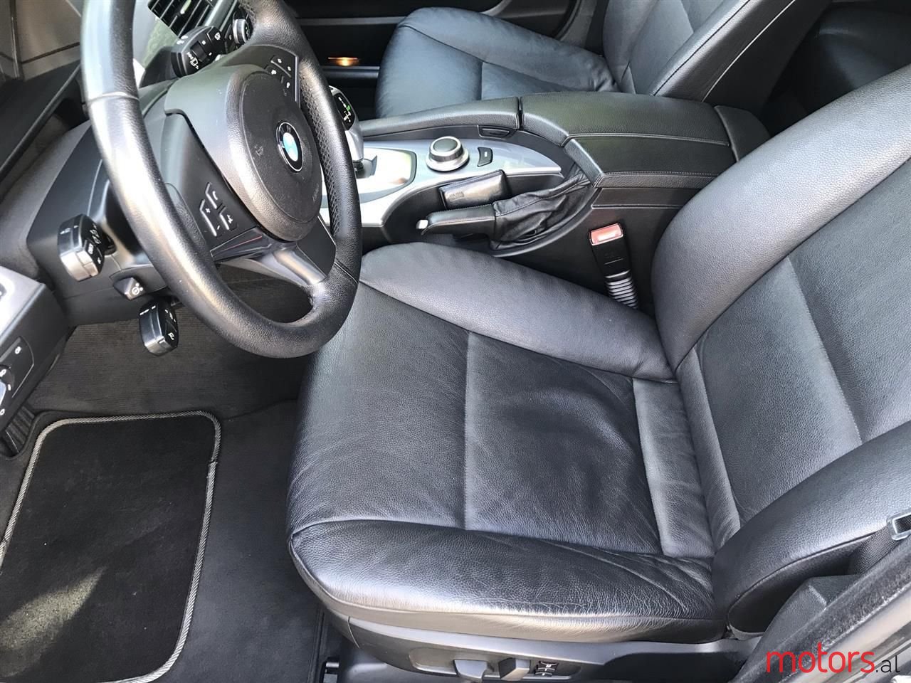 2007' BMW 525 photo #2