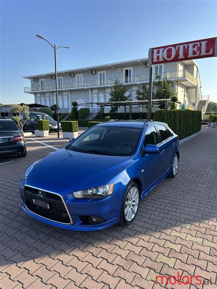 2011' Mitsubishi Lancer photo #1