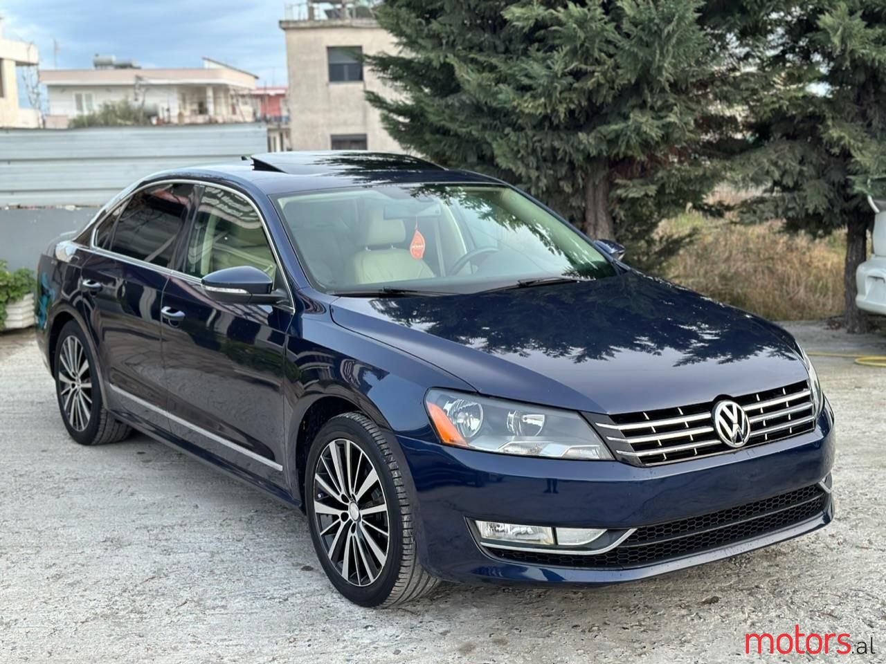 2012' Volkswagen Passat photo #3