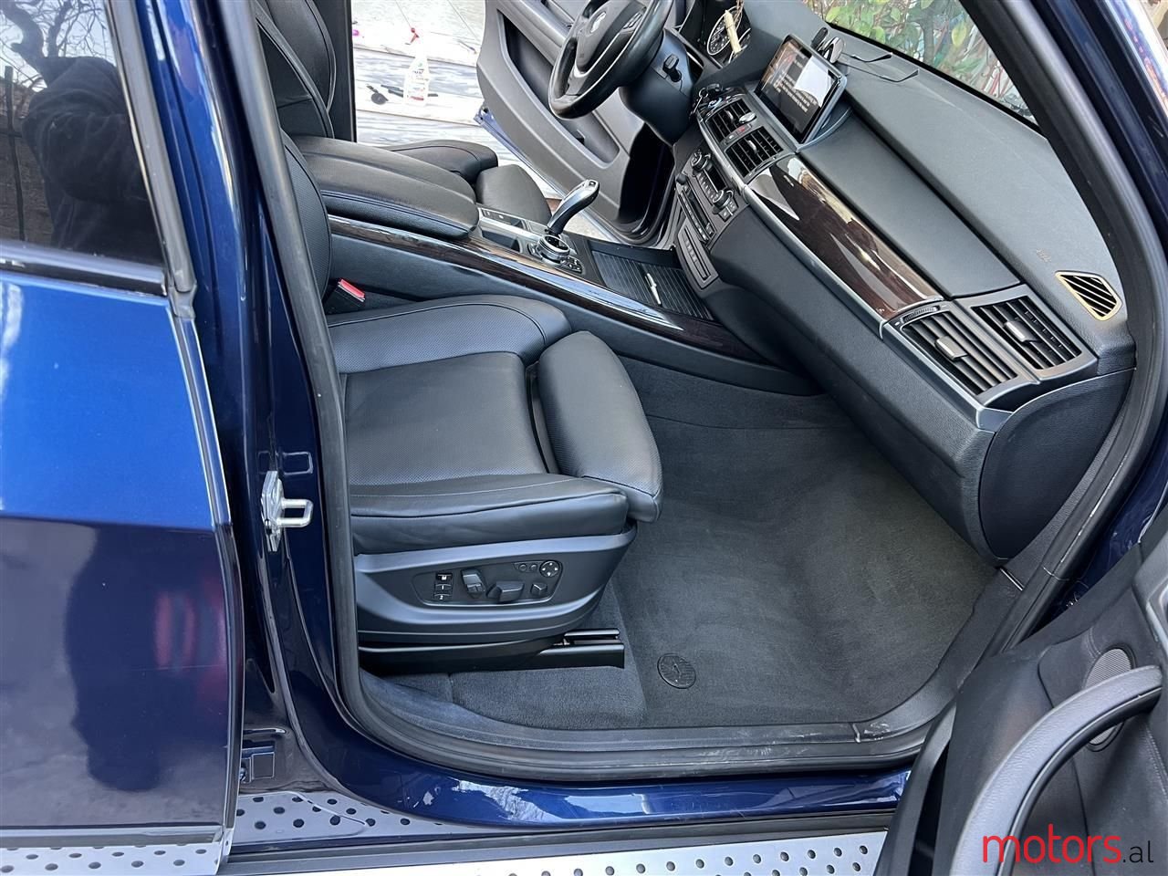 2011' BMW X5 photo #4