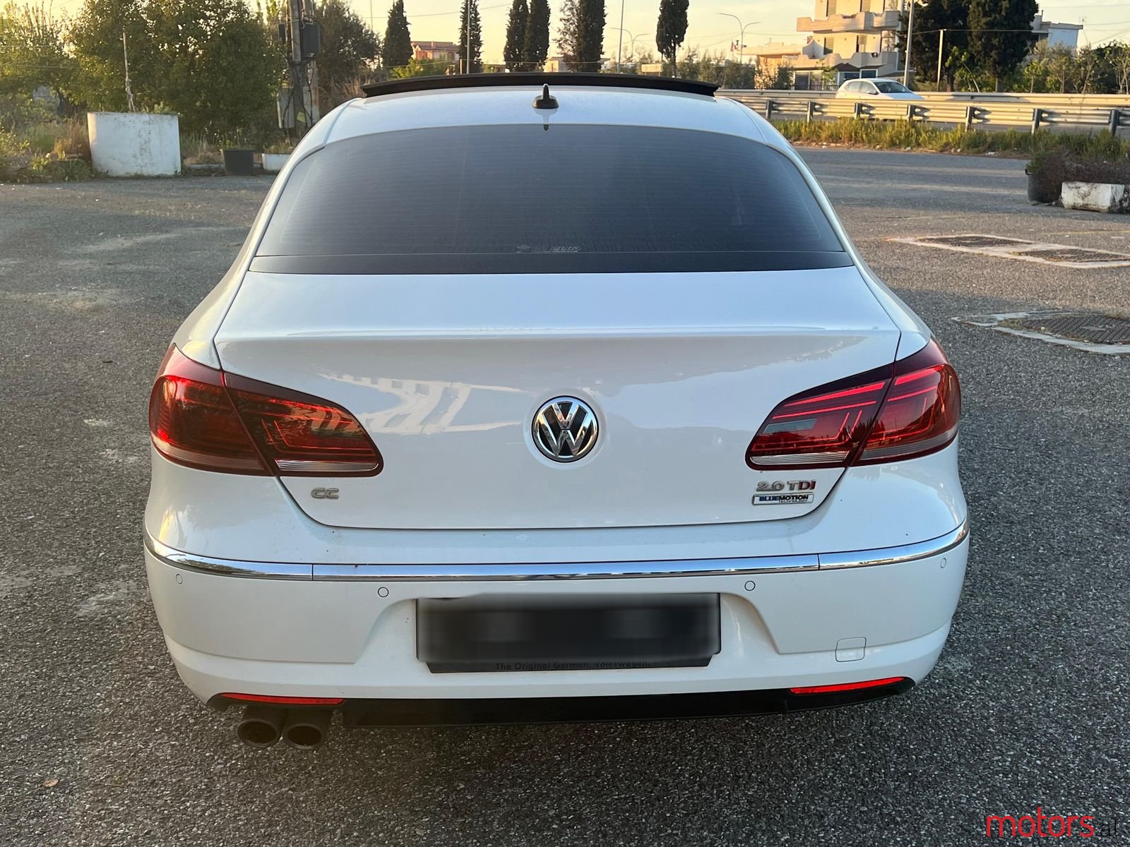 2016' Volkswagen Passat photo #6