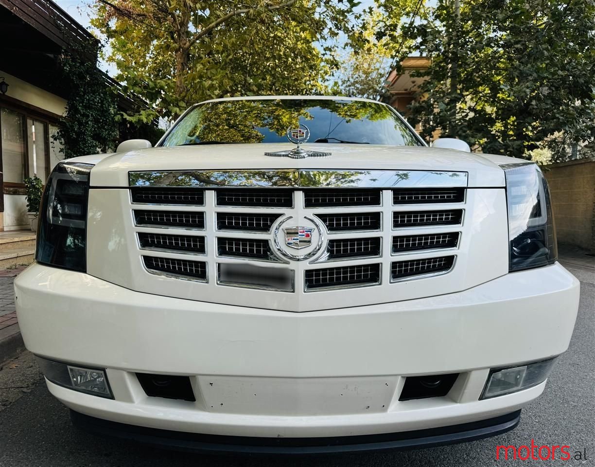 2009' Cadillac Escalade photo #1