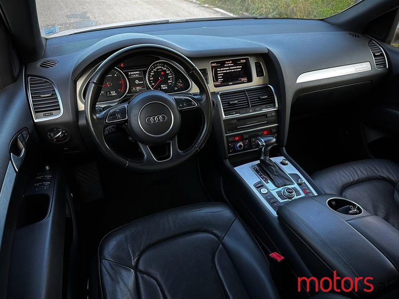 2015' Audi Q7 photo #3