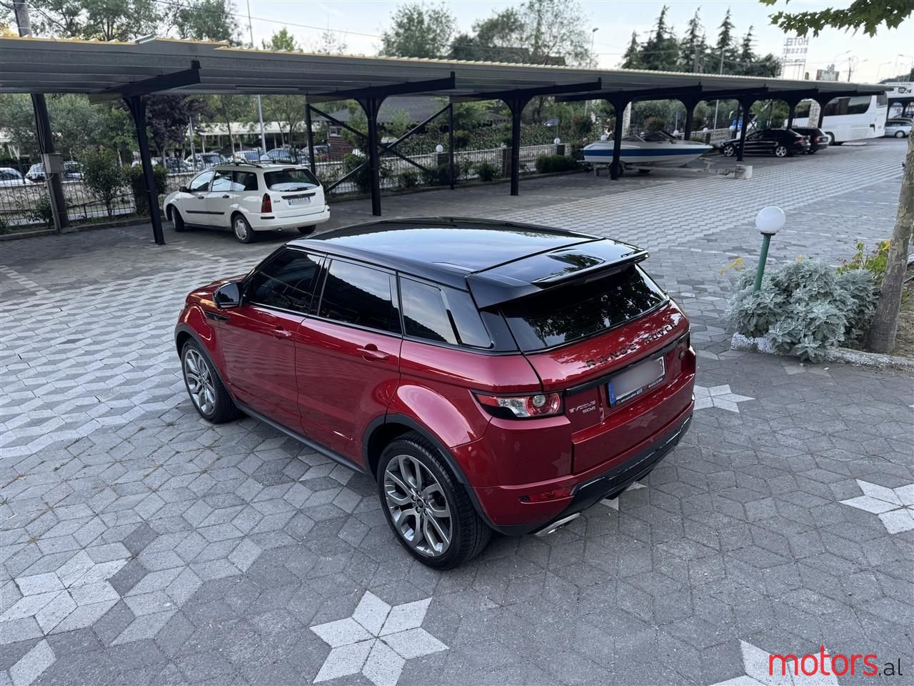 2014' Land Rover Range Rover Evoque photo #2