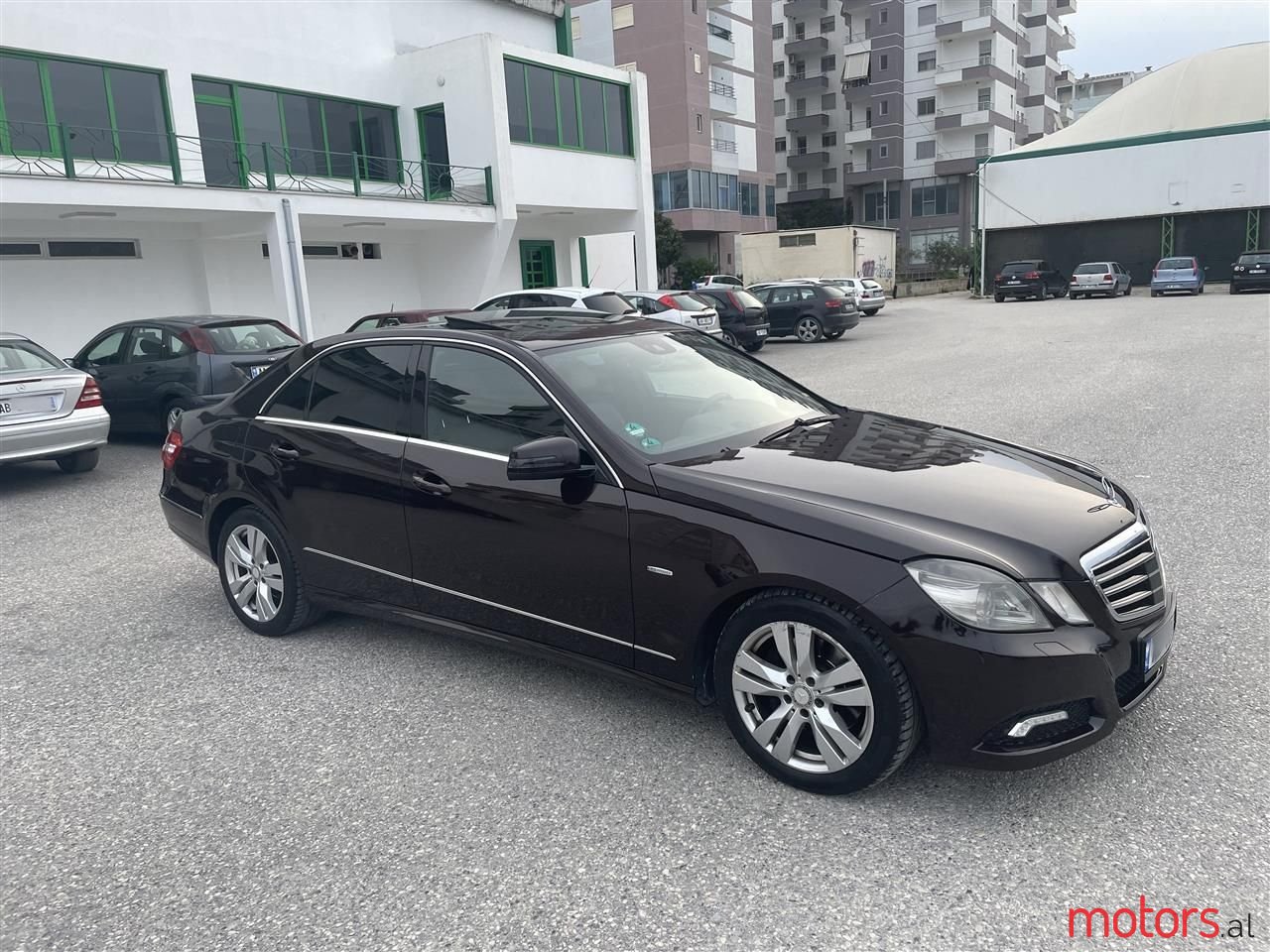 2009' Mercedes-Benz 350 photo #2