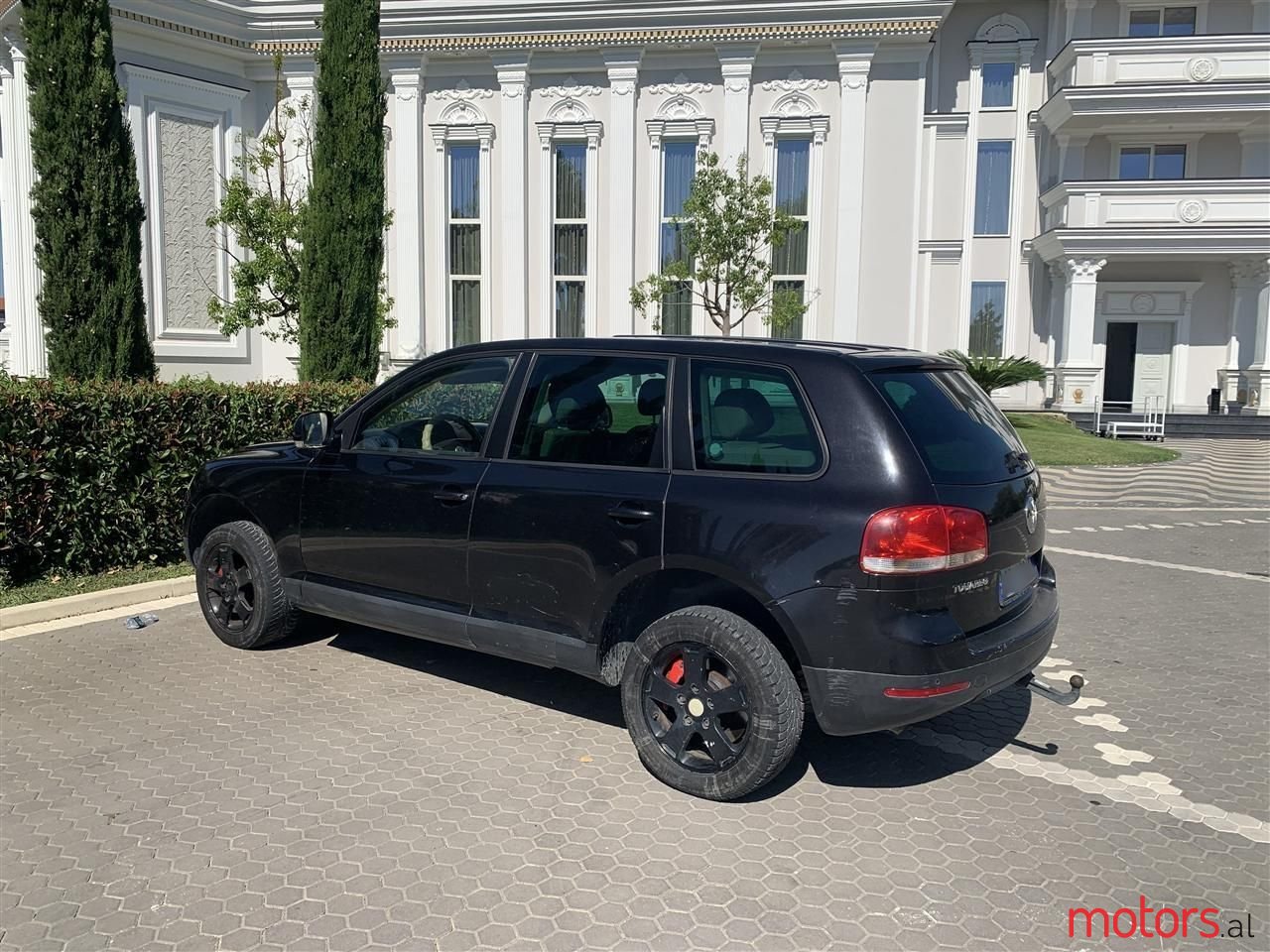 2005' Volkswagen Touareg photo #5