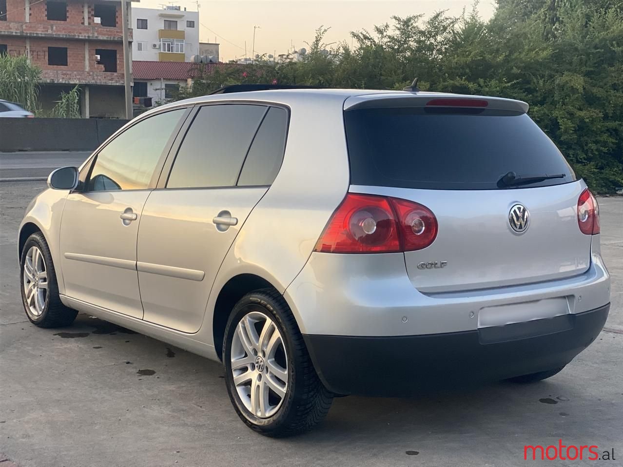 2007' Volkswagen Golf photo #2