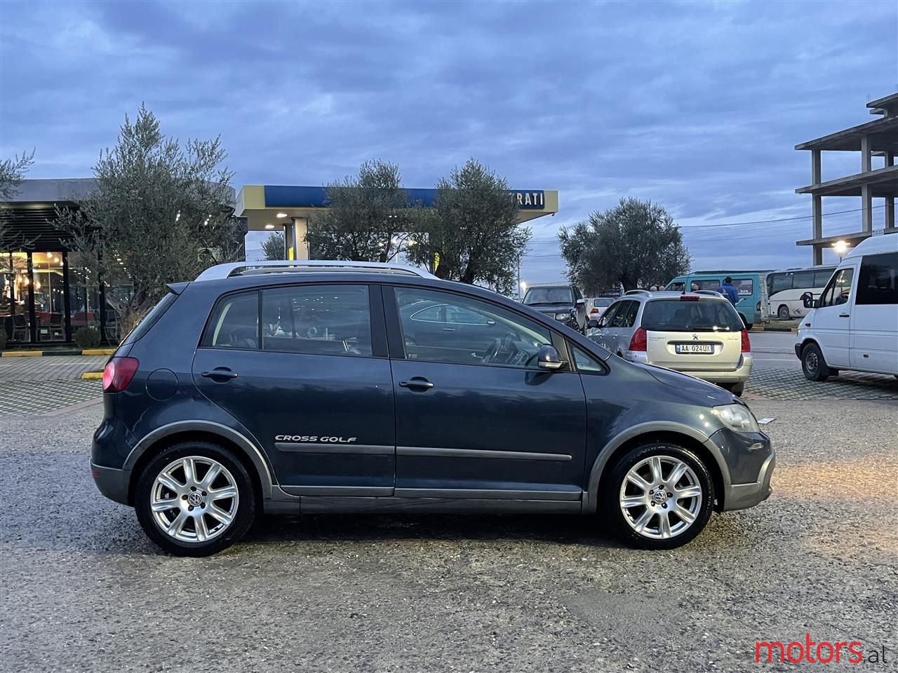 2007' Volkswagen Golf Plus photo #5