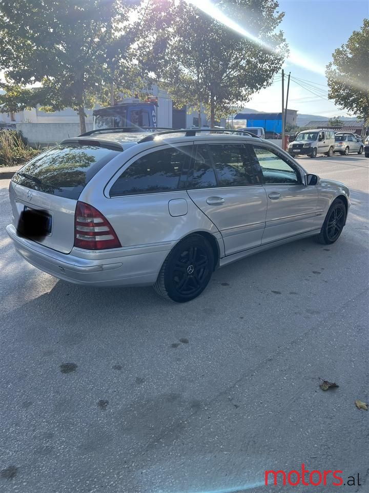 2005' Mercedes-Benz C 200 photo #3