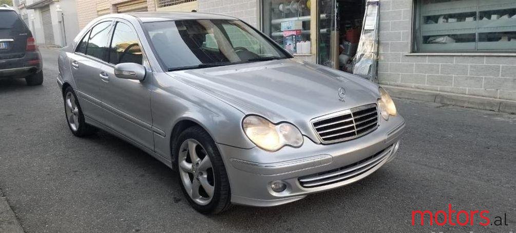 2006' Mercedes-Benz C 220 photo #1