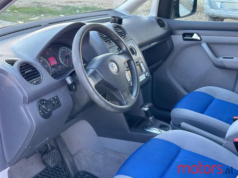 2007' Volkswagen Caddy photo #4