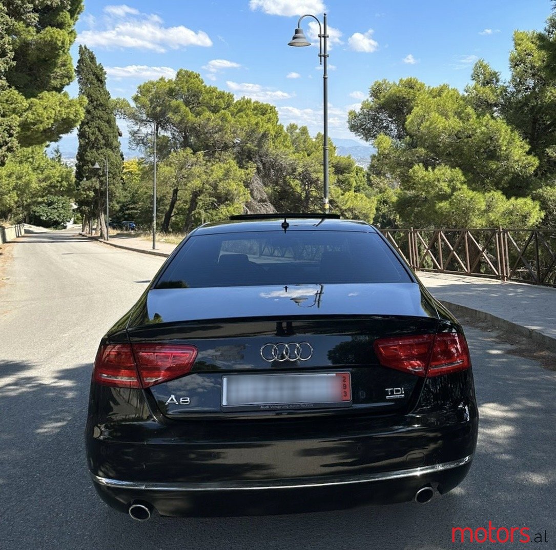 2012' Audi A8 photo #3