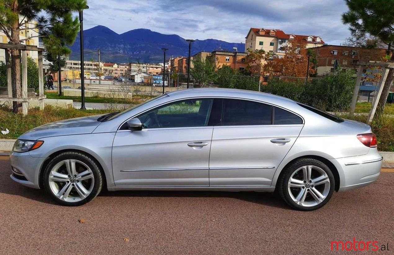 2013' Volkswagen Passat CC photo #1
