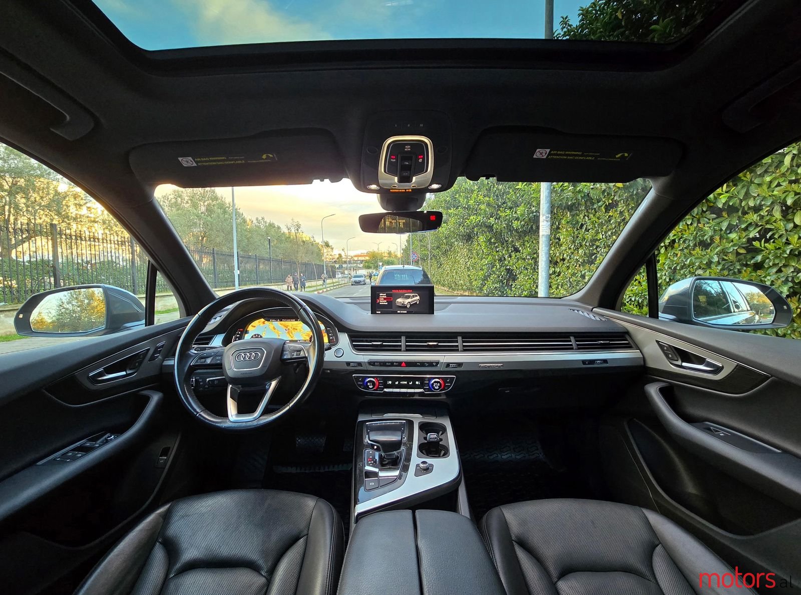 2017' Audi Q7 photo #5