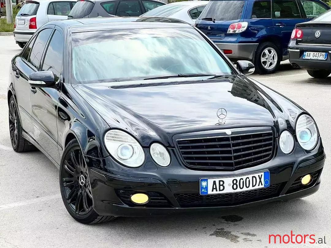 2008' Mercedes-Benz E 55 Amg photo #1