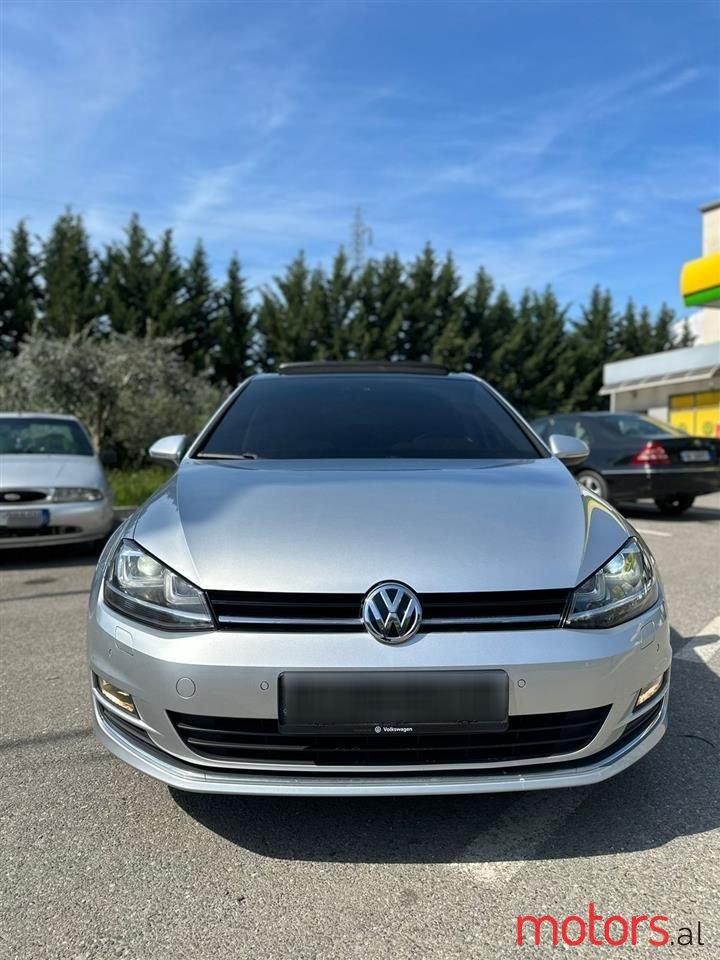 2015' Volkswagen Golf photo #4