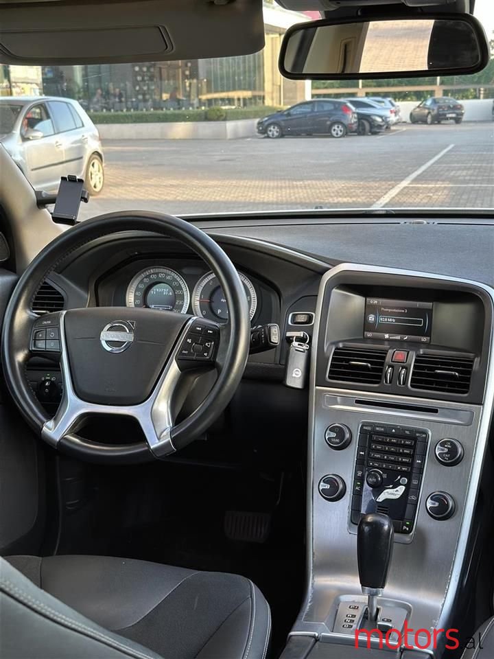 2011' Volvo Xc 60 photo #3