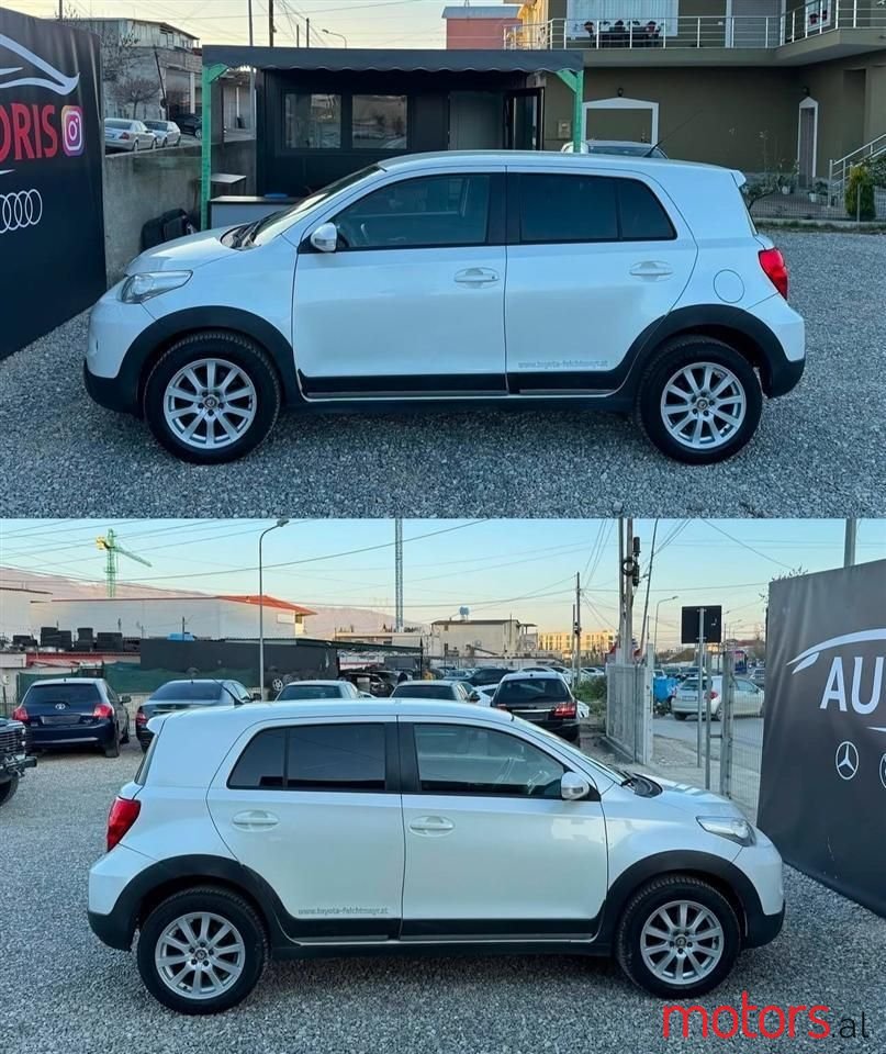 2011' Toyota Urban Cruiser photo #6