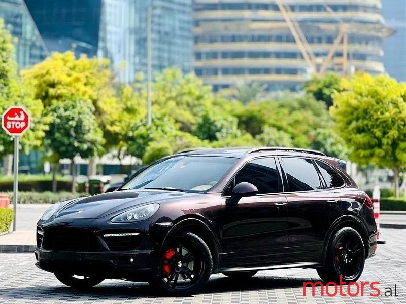 2014' Porsche Cayenne photo #3