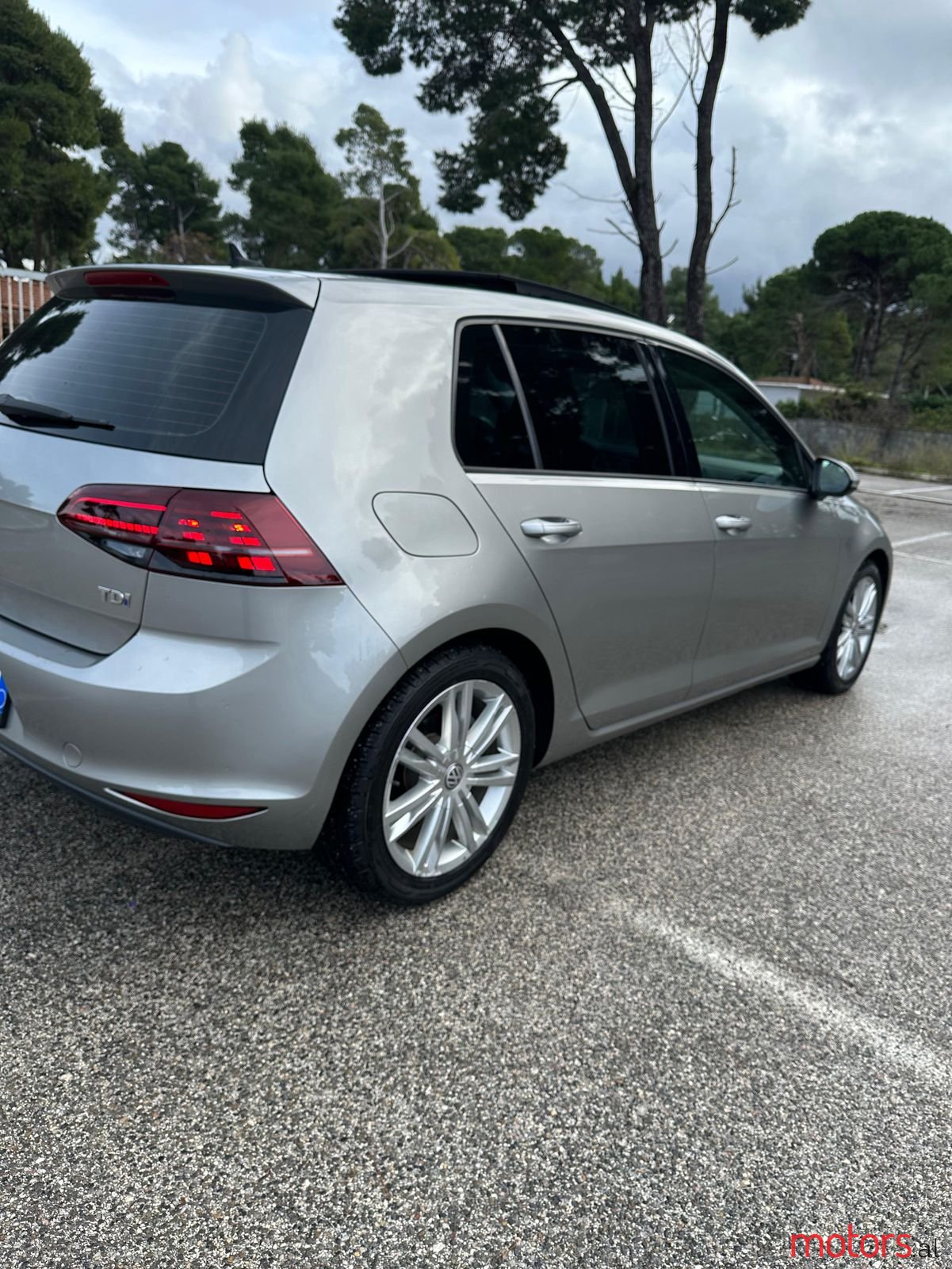 2015' Volkswagen Golf photo #4