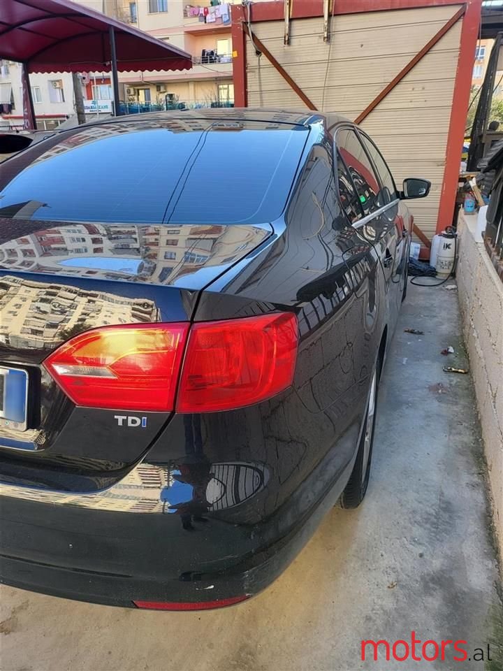 2013' Volkswagen Jetta photo #1