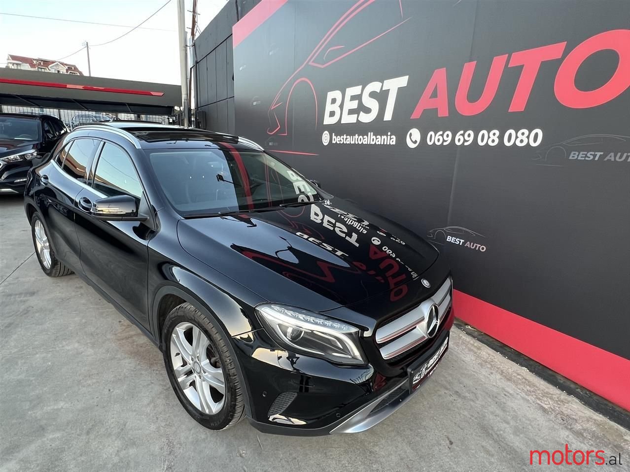 2014' Mercedes-Benz GLA 200 photo #6