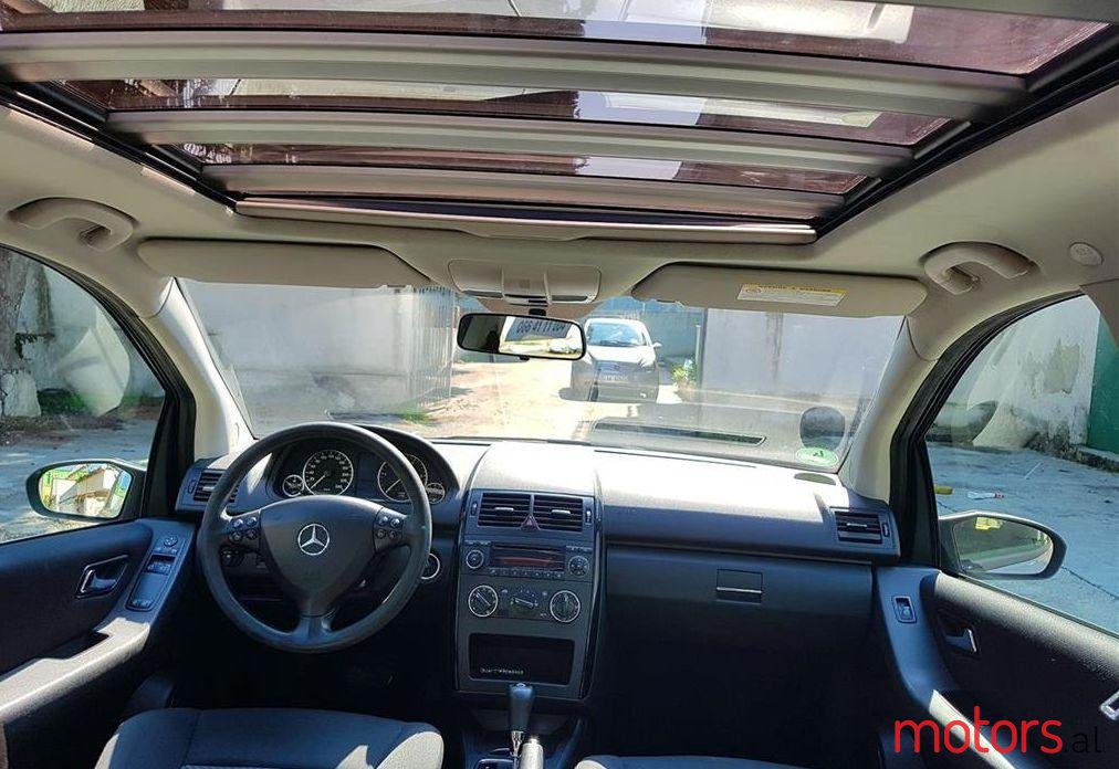 2006' Mercedes-Benz A 180 photo #4