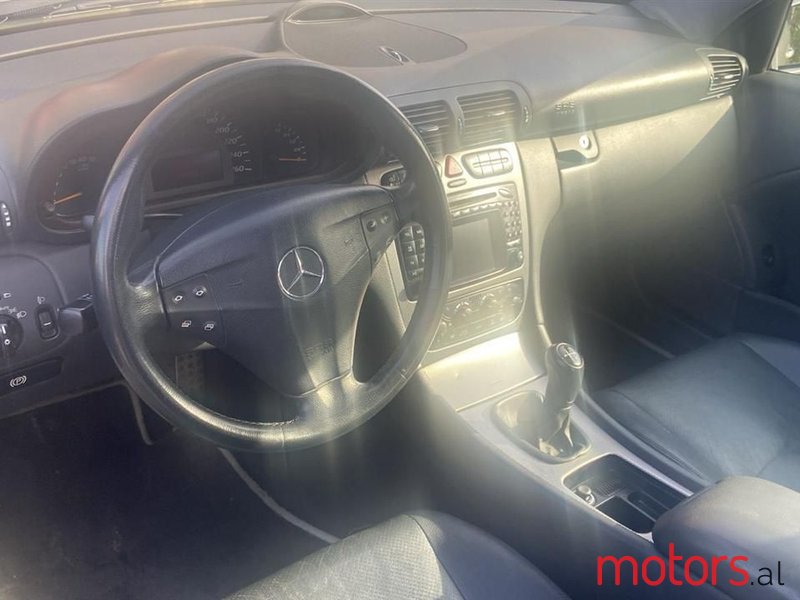 2001' Mercedes-Benz 230 photo #4