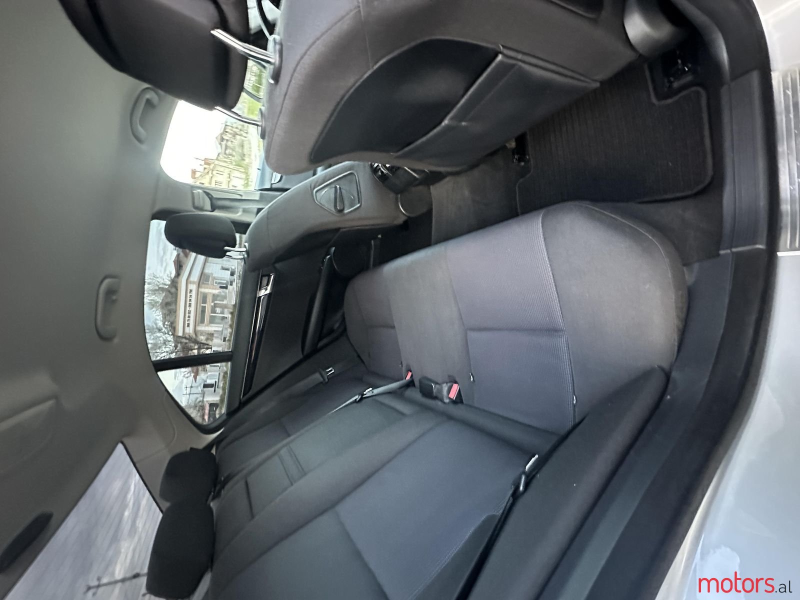2008' Mercedes-Benz C 220 photo #3