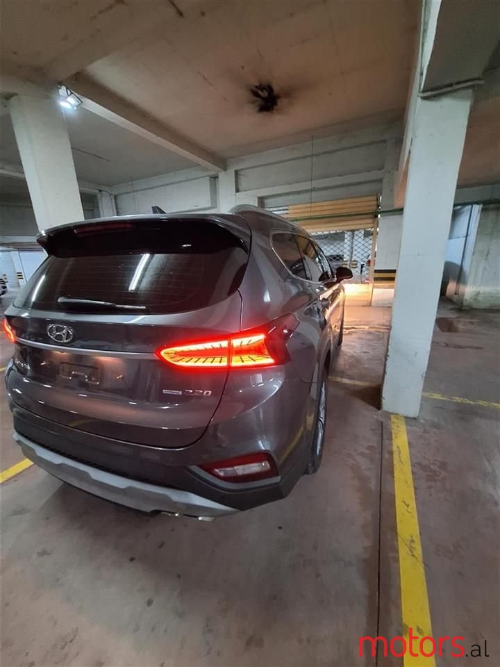 2019' Hyundai Santa Fe photo #6