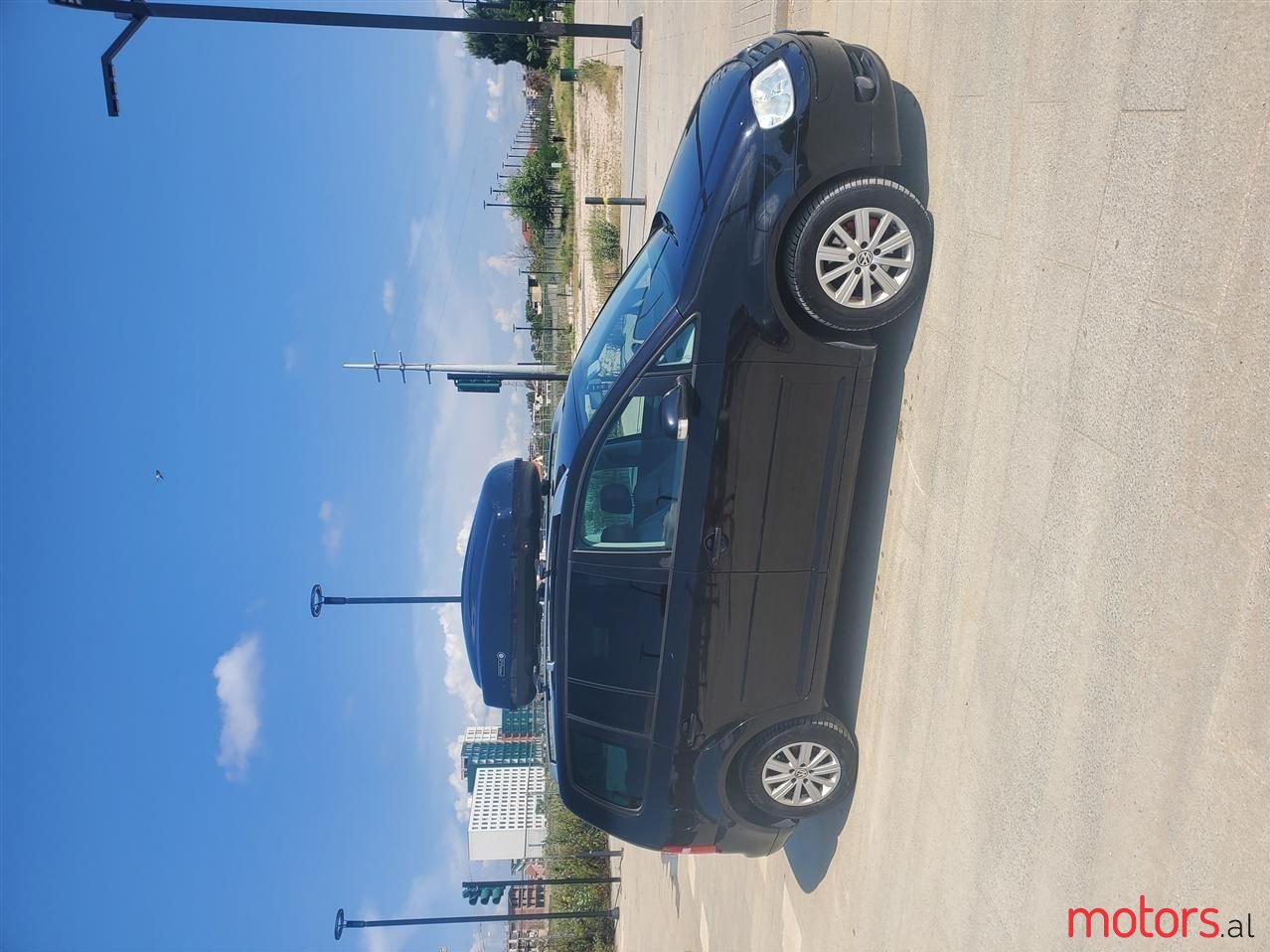 2006' Volkswagen Touran photo #4